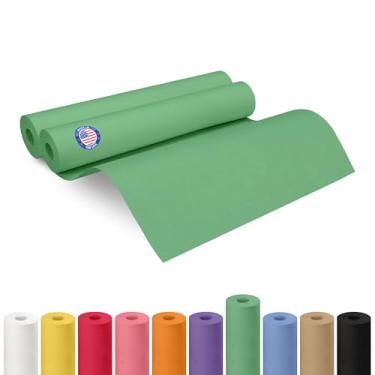 Imagem de Rolo de papel kraft verde de 45,7 cm x 3048 cm, pacote com 2 - Papel artesanal de qualidade feito nos EUA para embrulho de presente, artes e artesanato infantil, projetos escolares - 100% reciclado