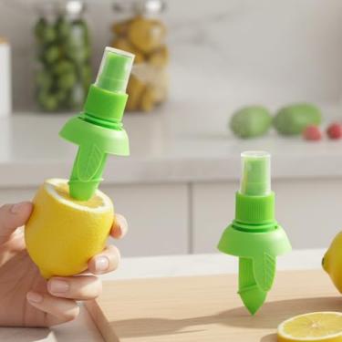 Imagem de Conjunto de 2 pulverizadores cítricos, extrator manual de suco de limão e limão com placa de suporte, spray de frutas portátil para saladas, frutos do mar e churrasco, presente criativo de utensílios