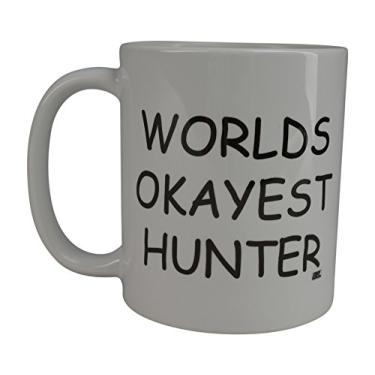 Imagem de Caneca de café Rogue River Funny Wolds Okayest Hunter Excelente ideia para presente de elefante branco para escritório e amigo humorístico que gosta de caçar (caçador)