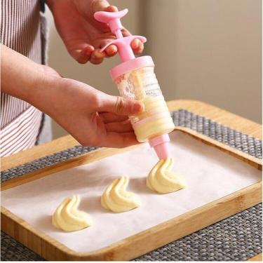 Imagem de Kit Decorador de Bolo Tortas e Cupcakes - 6 Bicos - Yaay