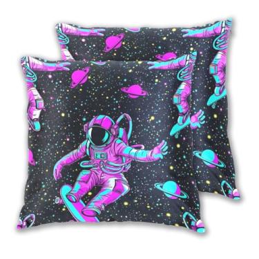 Imagem de Joitme Astronaut Space Dark Black Conjunto de 2 capas de almofada de sofá de cama fofas coloridas para sofá, 45 x 45 cm, 2 peças