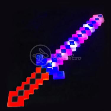 Imagem de Brinquedo Espada Pixel 58Cm Diamante Com Som E Luz À Pilha - Vermelho