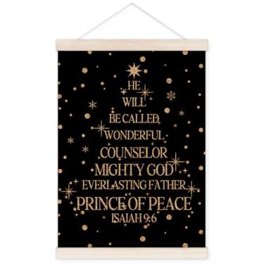 Imagem de TWRVI Cabide de pôster de árvore de Natal cristã com moldura de madeira, decoração de parede de Natal cristã religiosa para casa, versículo bíblico preto e dourado, pôsteres de árvore de Natal para