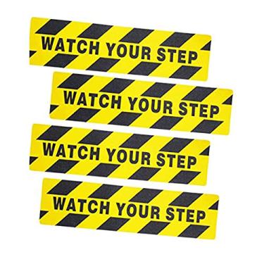 Imagem de Forsun 4 peças de 15 x 61 cm Watch Your Step Adesivo de Aviso Fita Adesiva Antiderrapante Fita Abrasiva para Segurança no Local de Trabalho Piso Molhado Cuidado