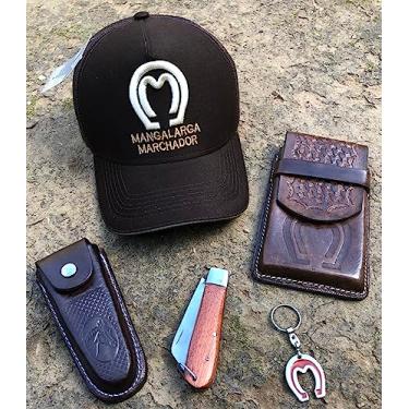 Imagem de Kit country de couro legitimo com 5 peças - boné mangalarga, capinha de celular, canivete, bainha de canivete, e chaveiro mangalarga todos com materiais super resistentes (Marrom)