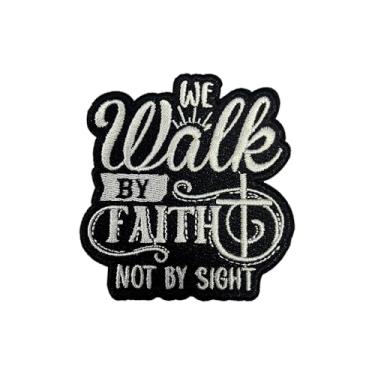 Imagem de MOKOBOIZ Walk by Faith Remendos bordados com aplique de 7,6 cm, 2 adesivos de bordado Corinthians 5:7, acessórios DIY para mochilas, coletes do exército, bolsas, chapéus, roupas, presente para