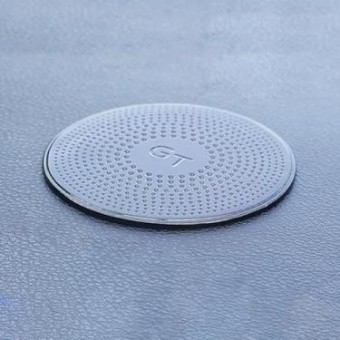 Imagem de Tapete antiderrapante para painel de carro, textura preta, adesivo de alta viscosidade, suporte universal para celular, almofada de armazenamento para console central, autoadesivo dupla face (3,15 ×