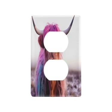 Imagem de Blueangle Placa de parede Highland Cow Duplex Outlets, tamanho padrão, placas de cobertura de tomada elétrica de 1 gangue para decoração de quarto de escritório em casa, 4,53 x 2,76 polegadas (579)