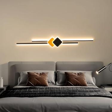 Imagem de Luminária de parede LED para interiores, 35W, 90cm, design moderno com linhas pretas e laranjas, luz quente de 3000K, ideal para espelho de maquiagem e teto, perfeita para banheiro, quarto e