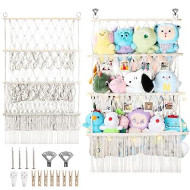Imagem de iHansee Rede de prateleira de armazenamento de animais de pelúcia de 3 níveis, rede de pelúcia grande de 61 x 99 cm com luz LED e clipes para mini pelúcia média, bege boho macramê de parede suporte de