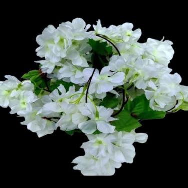 Imagem de Cordão de Flores Artificial 2m com Rosas Primavera Outono – Decoração para Casamentos Festas e Jardim Vertical (branco cerejeira)