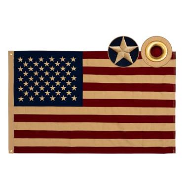 Imagem de Flagolden Bandeira americana vintage de algodão 9,5 x 1,5 m, bandeiras dos EUA manchadas de chá resistente com 2 ilhós de latão, bandeira antiga dos Estados Unidos de 250º aniversário estilo rústico