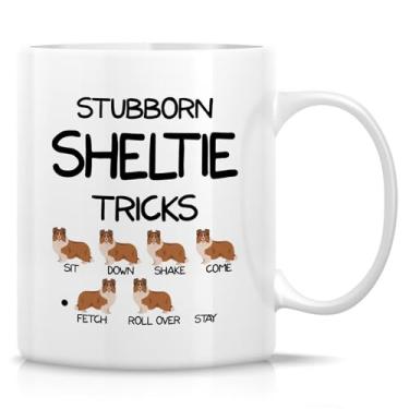 Imagem de Retreez Caneca engraçada Sheltie - Caneca de truques de Sheltie Teimoso - Copo de café de cerâmica de 325 ml - Presente hilário para donos de cães pastores de Shetland, amantes de cães - presente de