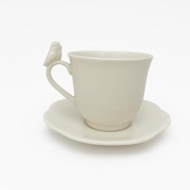 Imagem de Xícara de Cappuccino em Porcelana Branca com Pássaro Decorativo, 220ml, com Pires, Design Elegante