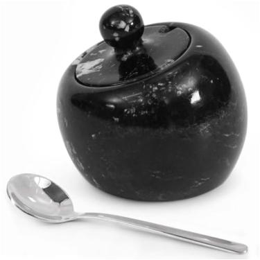 Imagem de Radicaln Saleiro de mármore com tampa, recipientes de sal pretos feitos à mão para bancada, potes de temperos, suporte de sal de pedra e prato de sal com tampa