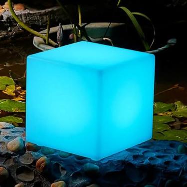Imagem de Mr.Go Luz de cubo solar, lâmpada de cubo RGB movida a energia solar com controle remoto/botão, luz solar de paisagem LED para ambientes externos, 16 cores e 4 modos, ótima para iluminação ambiente de