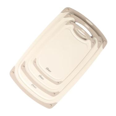 Imagem de Oster Conjunto de tábua de corte de 3 peças Bexhill – Tábuas de corte de plástico de 25 cm, 33 cm e 40 cm com bordas antiderrapantes, design de encaixe, pode ser lavado na lava-louças