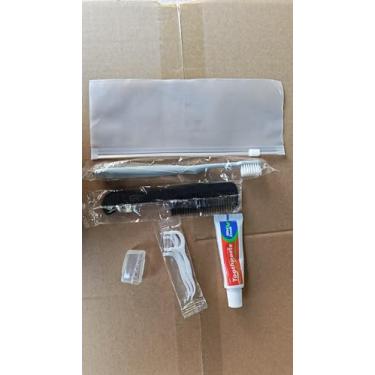 Imagem de Lilingsty Kit de escova de dentes para viagem, conjunto de pasta de dentes, kit de higiene a granel com palhetas de fio dental, pente, estojo protetor, embalado individualmente, adequado para casa