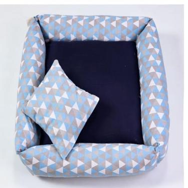 Imagem de Cama Pet Quadrada com Almofada, Tecido Tricoline 100% Algodão, 40x40x15 cm, Tamanho Pequeno (Azul Bebê Luck)