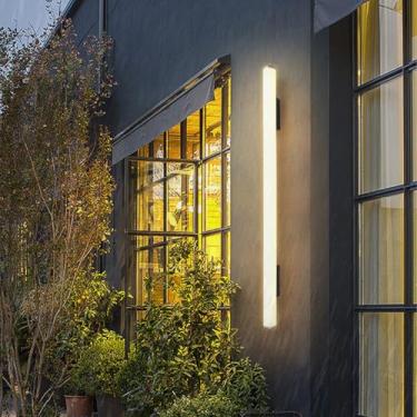 Imagem de GZZBMY Arandelas de parede de LED para exteriores com faixa longa moderna IP65 lâmpadas de parede metálicas de alumínio à prova d'água para iluminação interna/externa para jardim porta da frente
