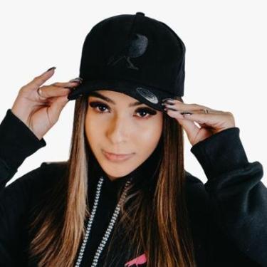 Imagem de Boné Feminino Aba Curva Original J JAMES-Feminino