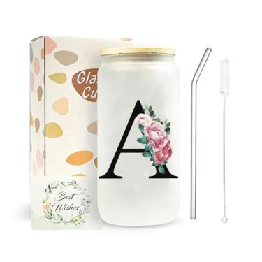 Imagem de JEKUGOT Presentes personalizados para mulheres copo personalizado copo personalizado para mulheres A-Z canecas personalizadas para mulheres amigas caneca de vidro com tampa e canudo caneca de viagem