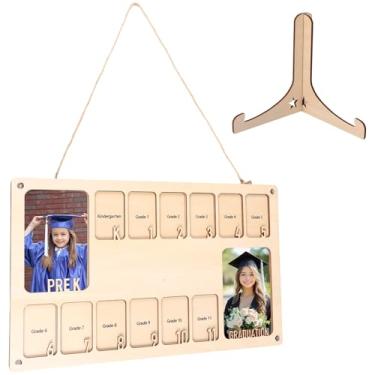 Imagem de Porta-retrato escolar de madeira para pendurar na mesa ou na parede, anos escolares, lembrança ideal para estudantes, professores e pais (amarelo claro)