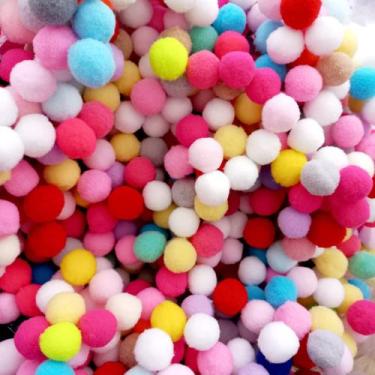 Imagem de Pompons Coloridos - 500 Unidades 1,5cm - 15mm - Madalenas Arteiras