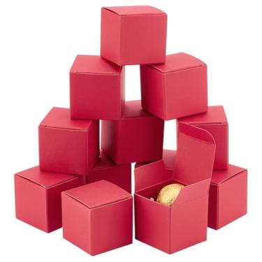 Imagem de PH PandaHall 30 caixas de presente vermelhas, mini caixa de papel quadrada de 3,5 cm, caixas de lembrancinhas, caixas de doces dobráveis, pequenas caixas de joias de presente de Natal com contagem
