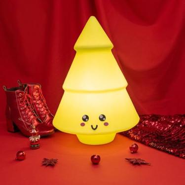 Imagem de Decoração de Natal sem encanto e sem personalidade? Traga magia, luz e fofura com a Luminária Árvore de Natal