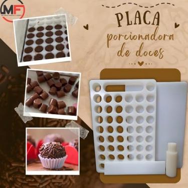 Imagem de Placa Porcionadora De Docinhos Brigadeiro 104 Furos 18g