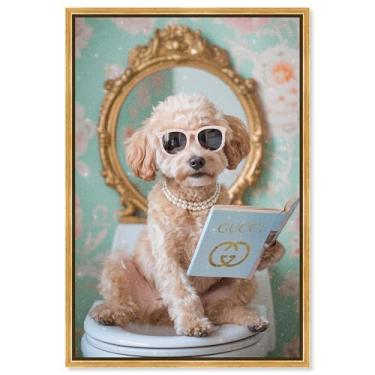 Imagem de Linda decoração de parede para animais de estimação Goldendoodle Toilet Time da Art Remedy, moldura dourada, 50 x 76 cm