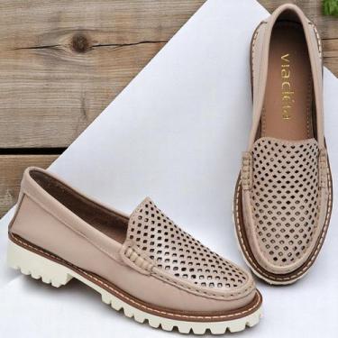 Imagem de Mocassim Feminino Com Recortes a Laser De Couro Premium Tratorado Conf