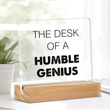 Imagem de Placa decorativa engraçada para mesa de escritório, decoração de cubículo de escritório, mesa de gênio humilde, placa decorativa de acrílico transparente, 10 x 10 cm