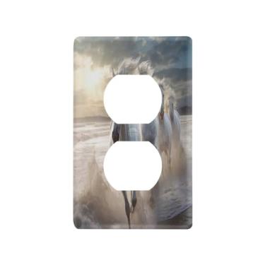 Imagem de Blueangle White Horses Running Duplex Outlets Placa de parede, tamanho padrão, placas de cobertura de tomada elétrica de 1 gangue para decoração de quarto de escritório em casa, 4,53 x 2,76 polegadas