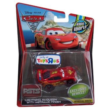 Imagem de Disney / Pixar CARS 2 Movie Exclusive 155 Die Cast Car Lightning McQueen with Metallic Finish