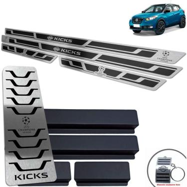Imagem de Descanso + Soleiras Nissan Kicks Uefa Ed Preto Alto Relevo