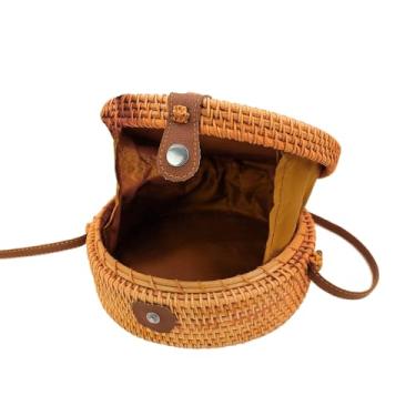 Imagem de Bolsa de Bambu Redonda Feminina, Bege, Madeira e Couro Sintético, 20cm x 20cm x 7.5cm, Alça Transversal, Forrada, Fecho com Botão