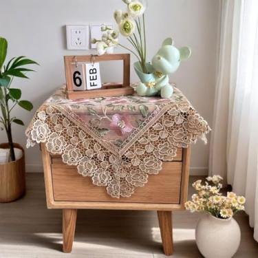 Imagem de Wuluwala Toalha de mesa de cabeceira quadrada pequena de renda pano bordado floral lateral com macramê de malha transparente cachecol para festa de casamento, quarto, decoração de casa 61 cm x 61 cm