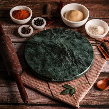 Imagem de Swadeshi Blessings Chakla de mármore vintage feito à mão/roti indiano/máquina de pão/prato de mármore para Chapatti/tábua de corte de mármore/pizza/rolo de massa