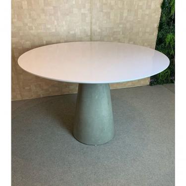 Imagem de Mesa De Jantar Cone Cimento Queimado 100 Cm Tampo Branco