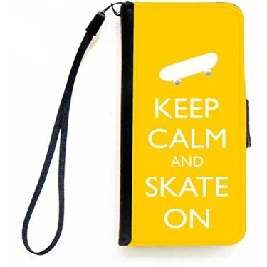 Imagem de Rikki Knight Keep Calm and Skate On - Capa carteira flip de cor amarela com aba magnética para Apple iPhone 5c