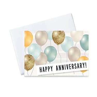 Imagem de Cartões de felicitações de aniversário - A2003. Cartão de visita com balões em um fundo listrado com uma mensagem de feliz aniversário. O conjunto de caixa tem 25 cartões comemorativos e 26 envelopes brancos brilhantes.