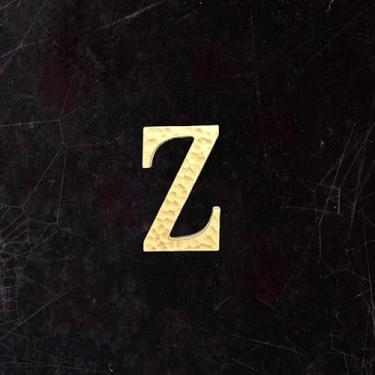 Imagem de BWRMHME Letras e números autoadesivos de latão sólido com textura de estria maleolar – Alfabeto de metal de 4,5 cm de ouro antigo para porta, parede, placa de sinalização de caixa de correio, rua e