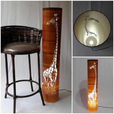 Imagem de Luminária de Chão Coluna Girafa 96cm PVC - Ecoestiluz, Bivolt