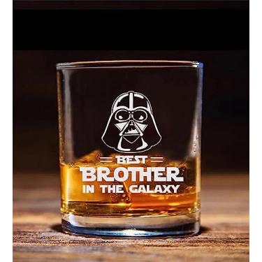 Imagem de QPTADesignGift Copo de uísque Best Brother In The Galaxy - Presente Star Wars - Darth Vader - Copo de uísque Irmão - Dia dos Pais - Presente de Aniversário para Pai - Tio - Avô da Filha Filho Esposa