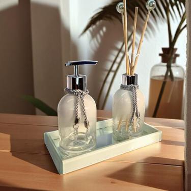 Imagem de Kit Lavabo Branco Decoração Completo De Vidro Luxo Difusor Saboneteira