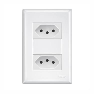 Imagem de CONJUNTO 2 TOMADAS 2P+T 20A/250V DISTANCIADAS EVIDENCE – FAME