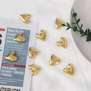 Imagem de Conjunto de 10 peças de ímãs de geladeira, mini ímãs de geladeira fofos em forma de coração, ideais para cozinhas domésticas, quadros brancos de escritório e superfícies magnéticas de sala de aula