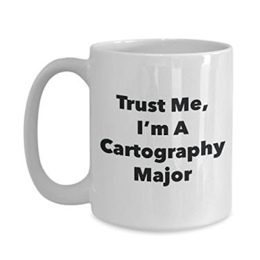 Imagem de Caneca Trust Me, I'm A Cartography Major - Caneca de café divertida - Lindas ideias de presentes de formatura para amigos e colegas de classe (425 g)